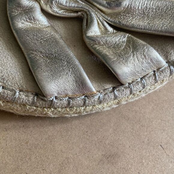 Liz Claiborne Flex Metallic Slide Sandals Size 6.5M - Picture 2 of 5